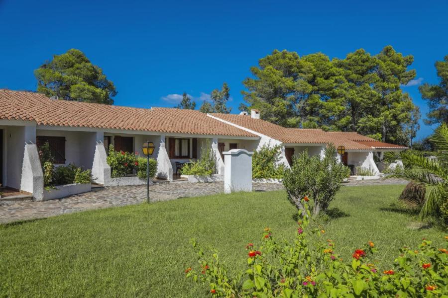 Hotel Nicolaus Club Li Cucutti Agrustos Exteriér fotografie