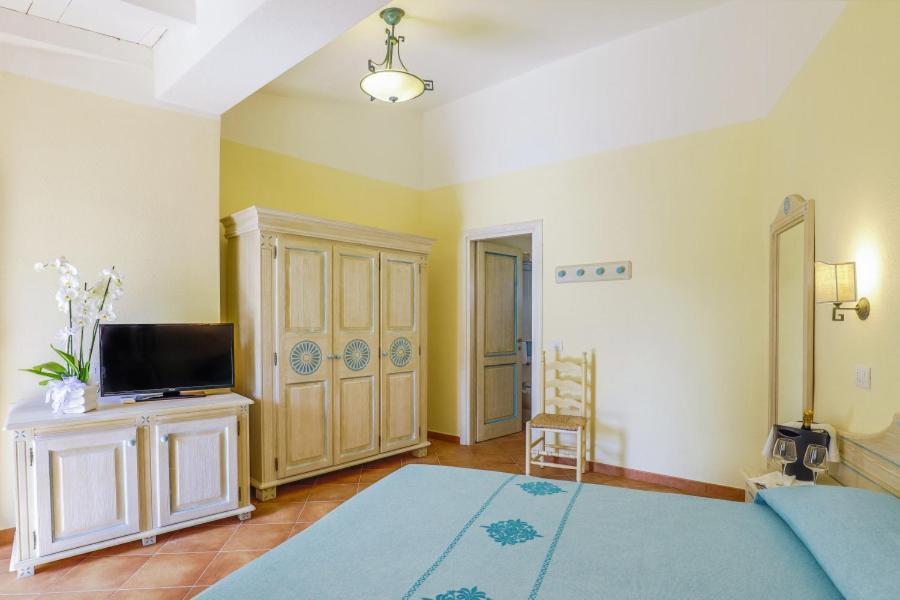 Hotel Nicolaus Club Li Cucutti Agrustos Exteriér fotografie